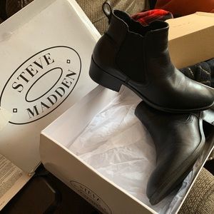 Steve Madden booties
